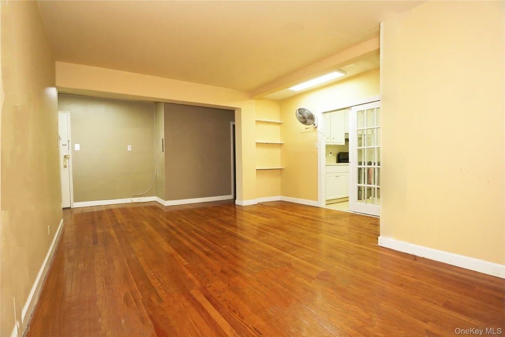 63-45 Saunders Street - Photo 2