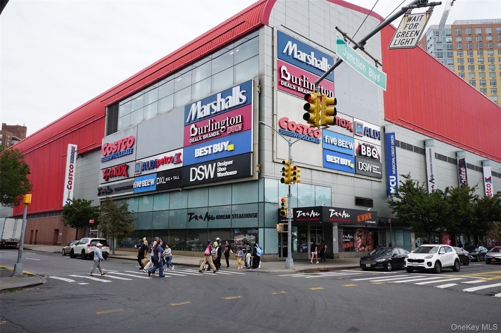 63-45 Saunders Street - Photo 11