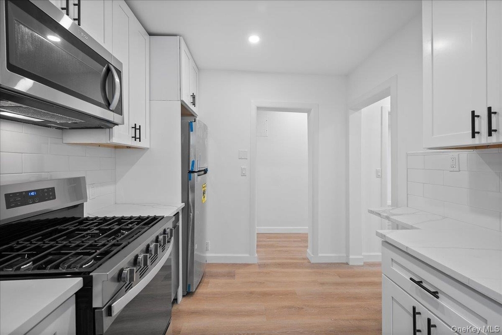 240 Halstead Avenue - Photo 8