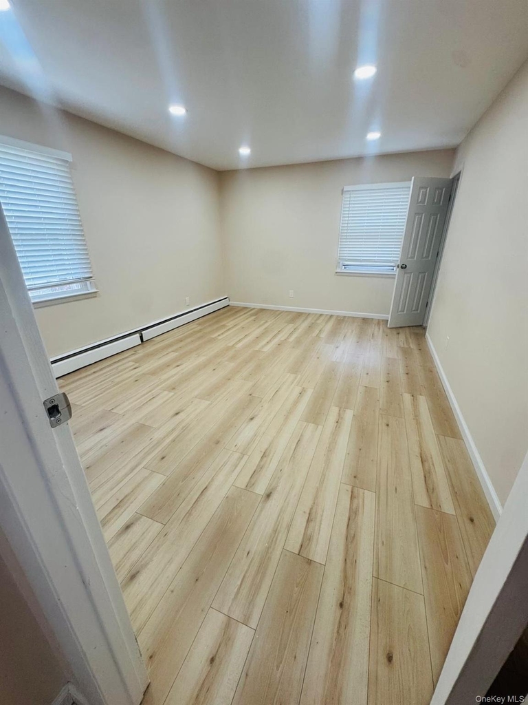 265 Randall Avenue - Photo 9