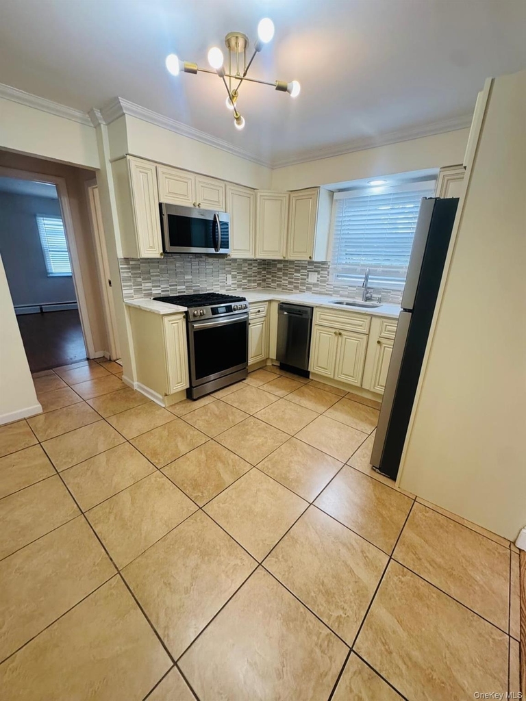 265 Randall Avenue - Photo 1