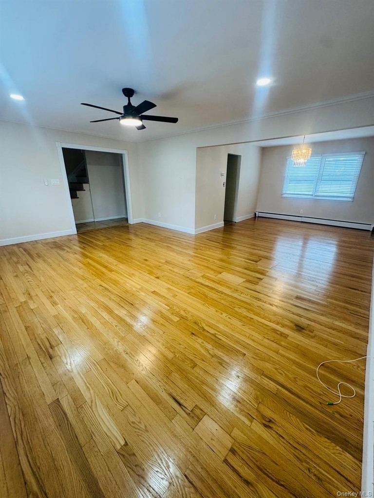 265 Randall Avenue - Photo 3