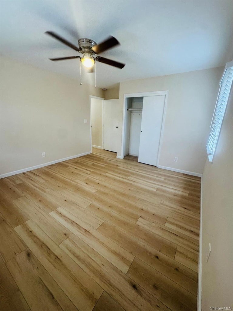 265 Randall Avenue - Photo 12