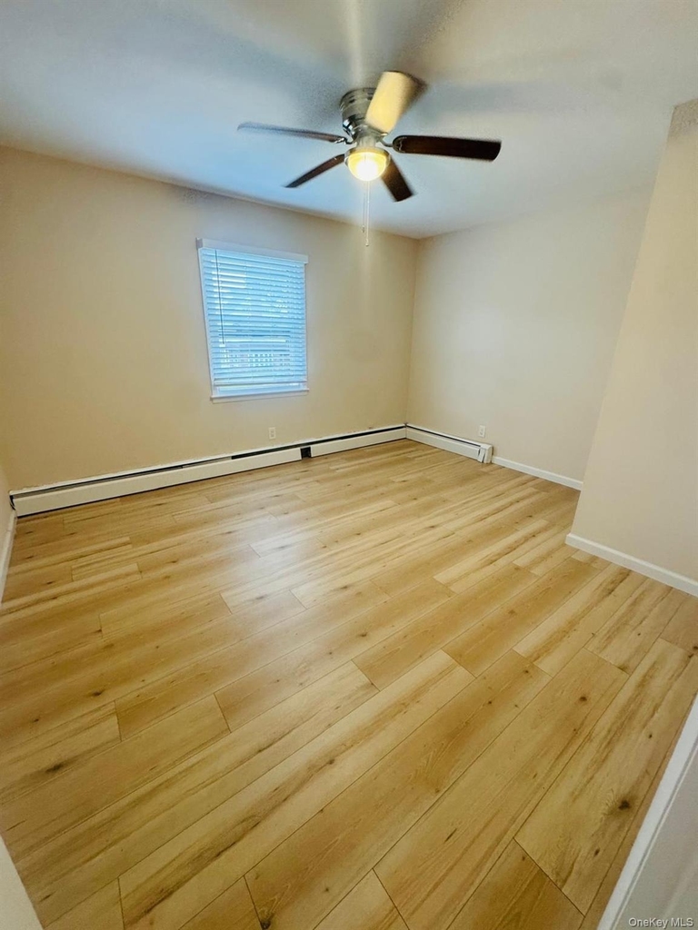 265 Randall Avenue - Photo 13