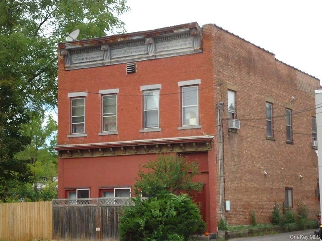 165 Ulster Avenue - Photo 10