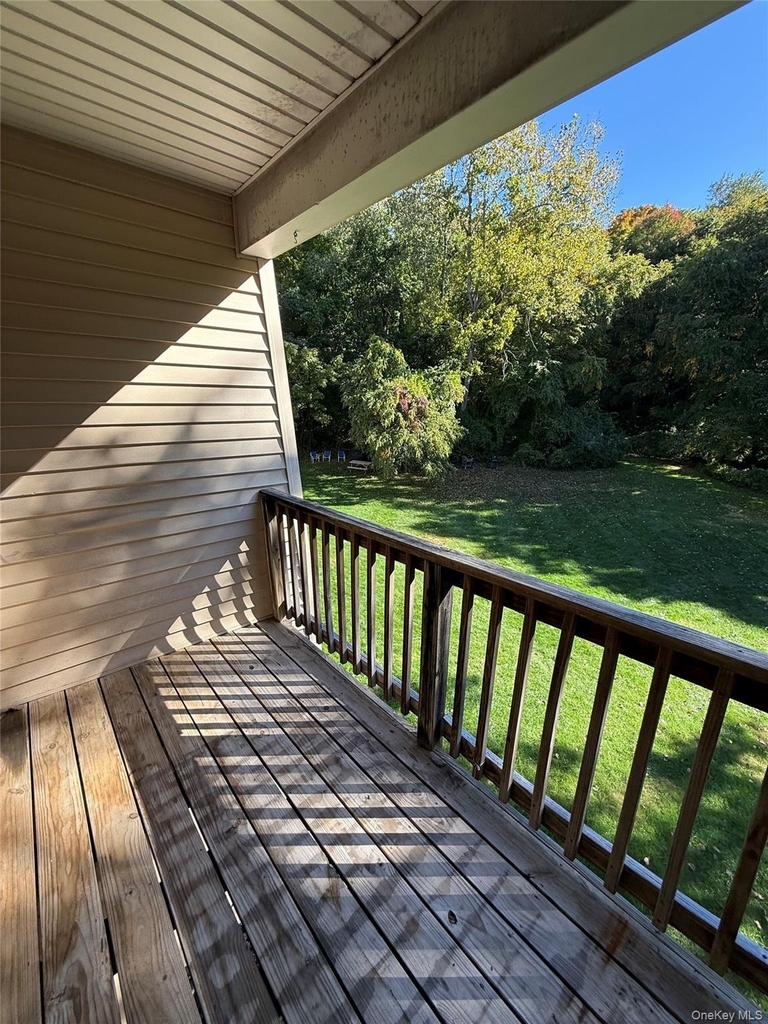 405 Fox Run Lane - Photo 2