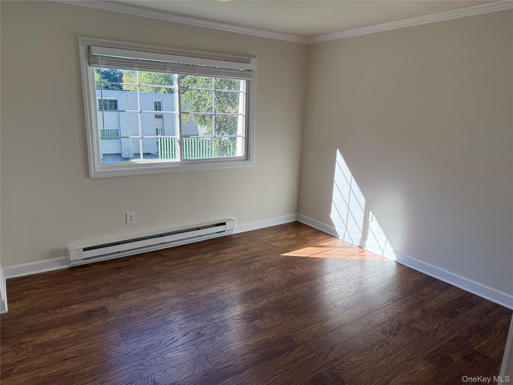 405 Fox Run Lane - Photo 9