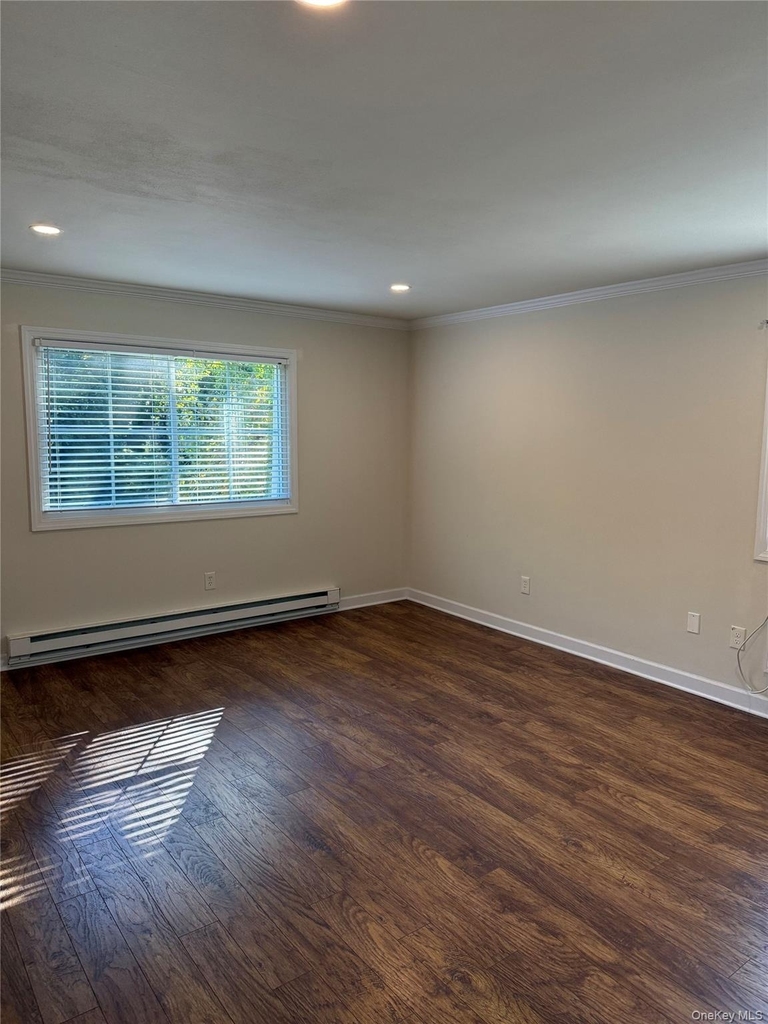 405 Fox Run Lane - Photo 5