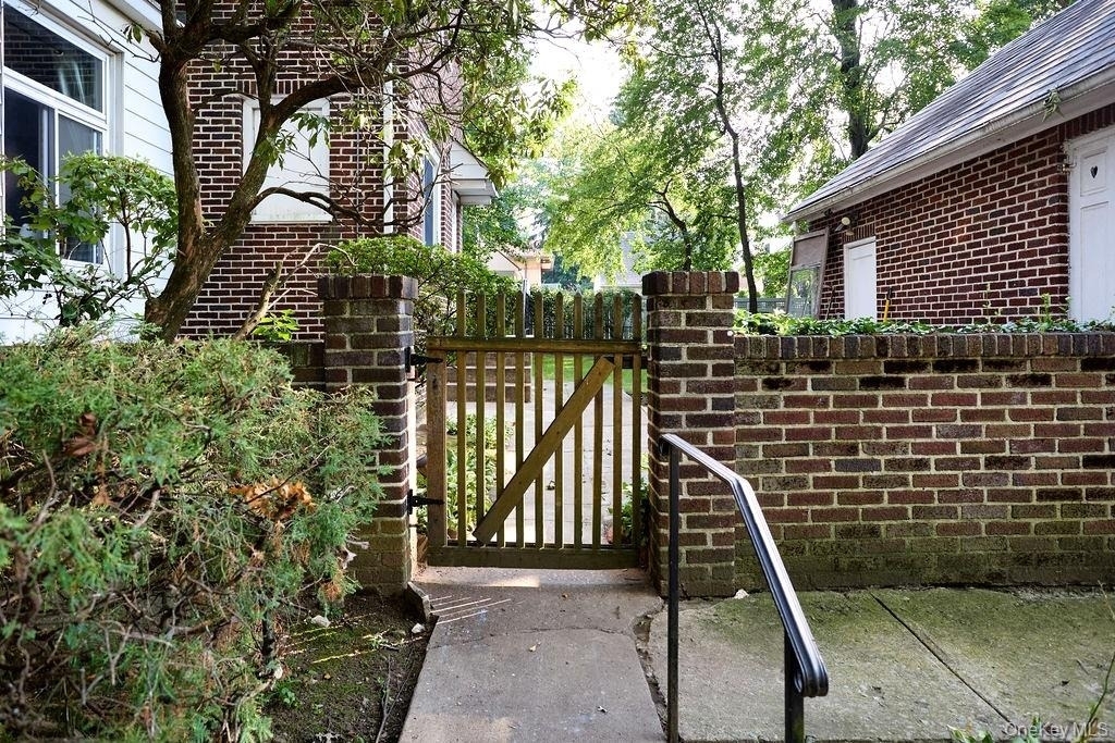 70 Frederick Place - Photo 37