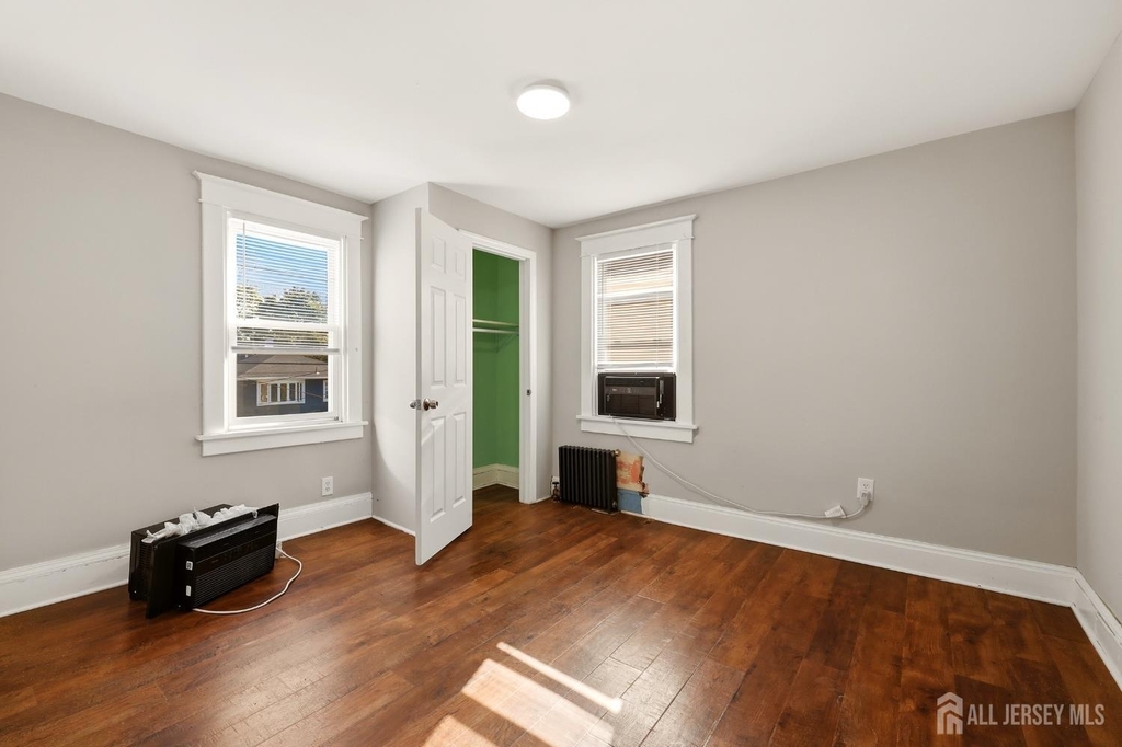 208 S 8th Avenue S - Photo 18