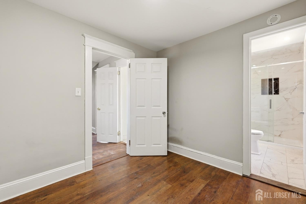 208 S 8th Avenue S - Photo 16