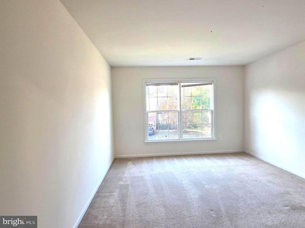 6 Saint Stephens Court - Photo 8