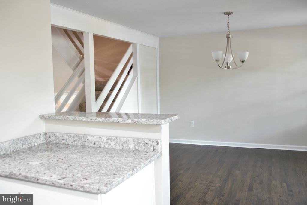 13201 Putnam Circle - Photo 3