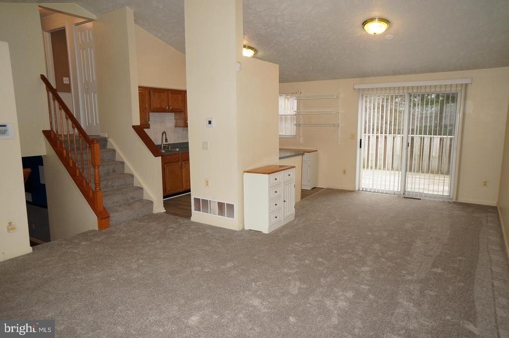 10337 Abbott Road - Photo 3