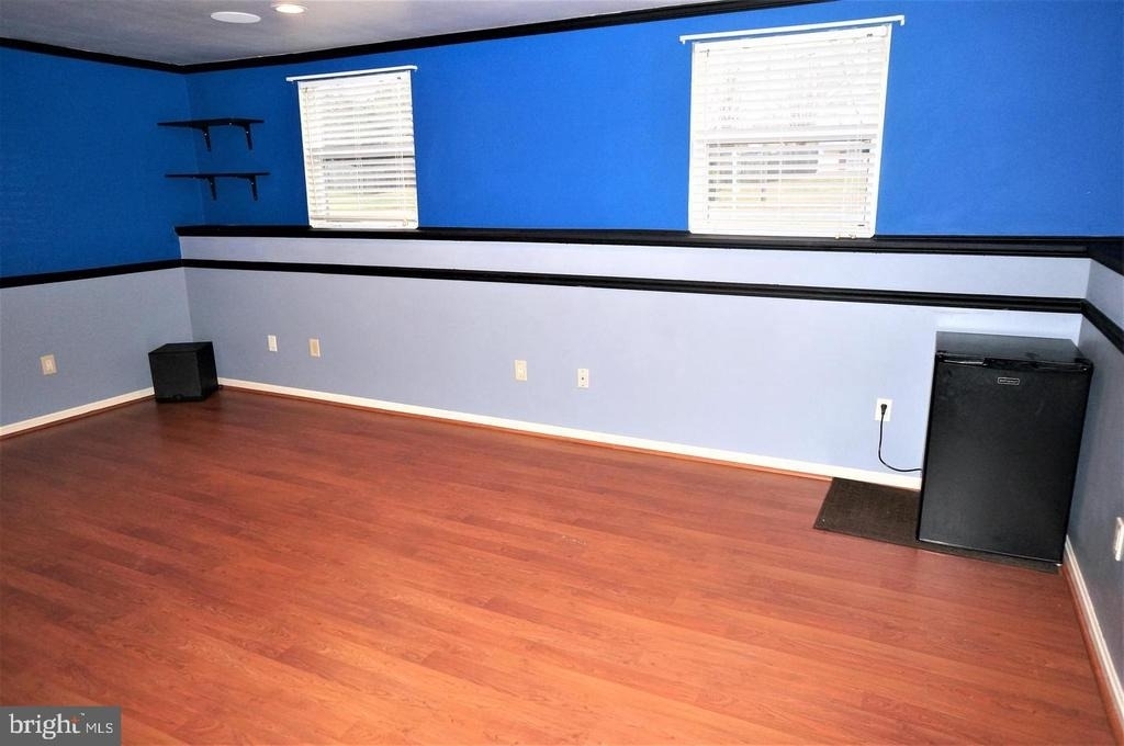 10337 Abbott Road - Photo 30