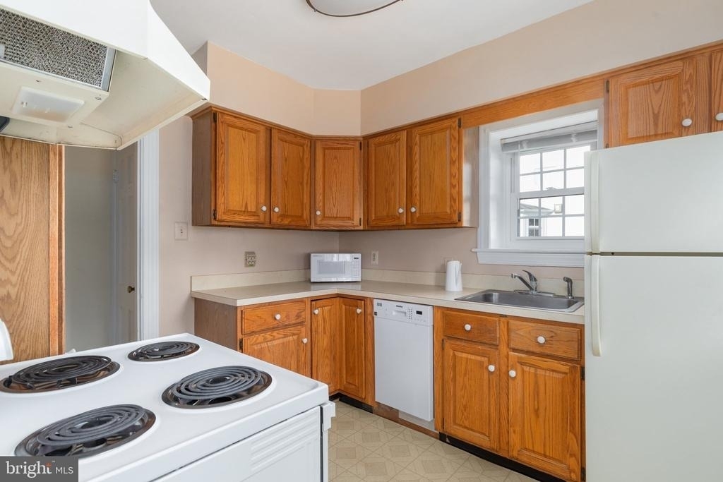 603 Martin Avenue - Photo 10