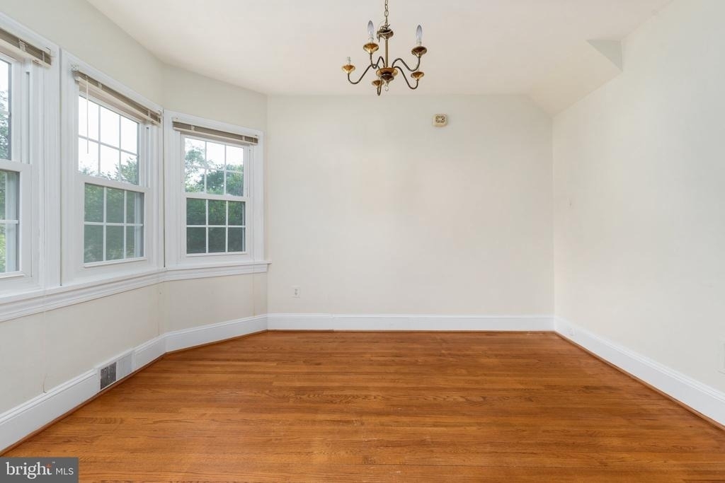603 Martin Avenue - Photo 11