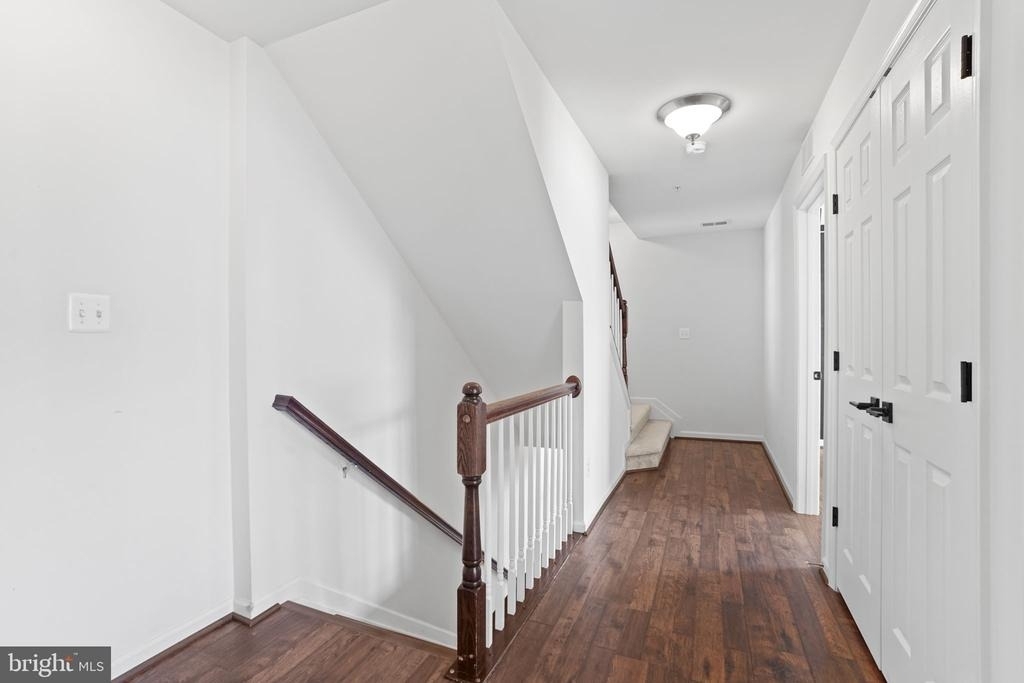 42243 Canary Grass Square - Photo 16