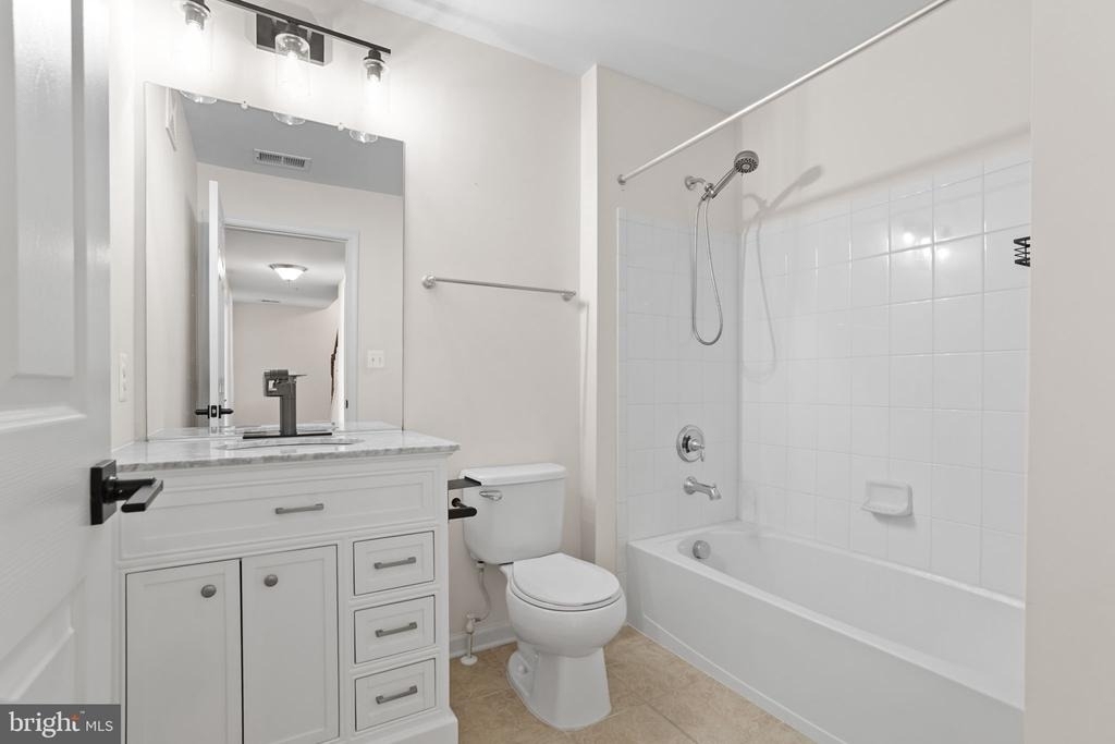 42243 Canary Grass Square - Photo 20