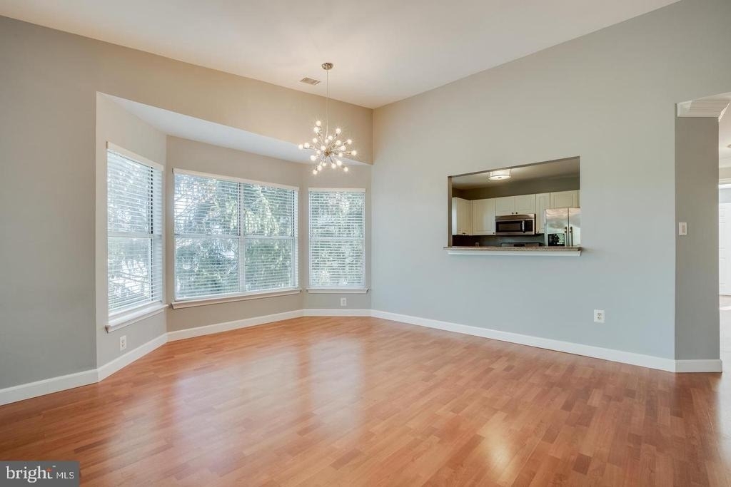 20575 Snowshoe Square - Photo 3