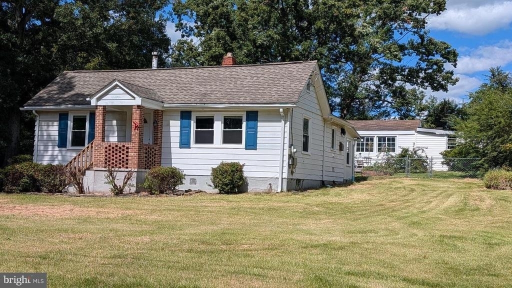 7104 Judith Avenue - Photo 2