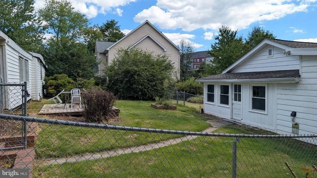 7104 Judith Avenue - Photo 13