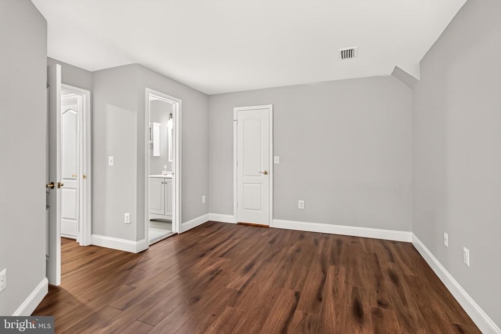 5608 Willoughby Newton Drive - Photo 7