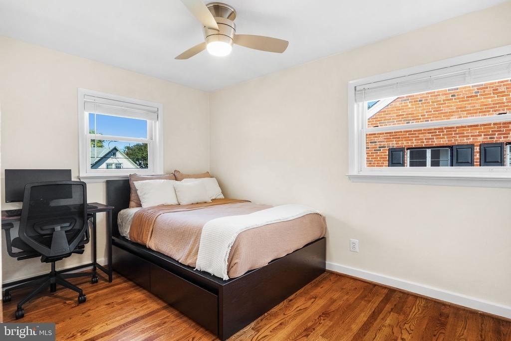 19 E Custis Avenue - Photo 20