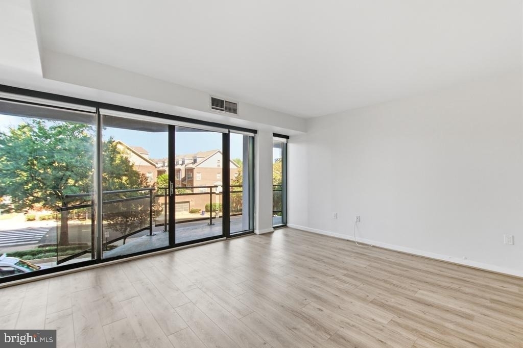 1530 Key Boulevard - Photo 9