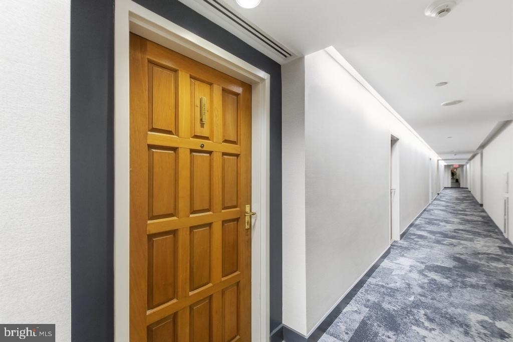 1530 Key Boulevard - Photo 3