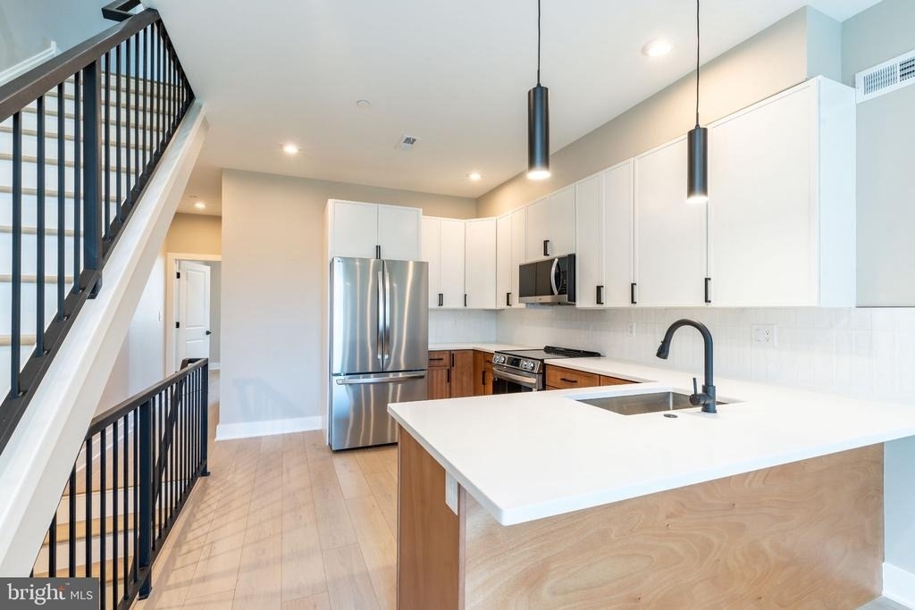 2406 N 3rd Street - Photo 4