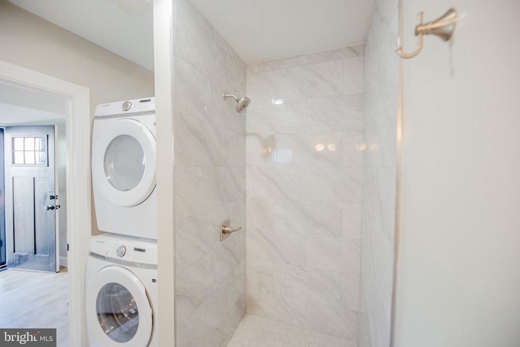 202 N Aberdeen Avenue - Photo 11