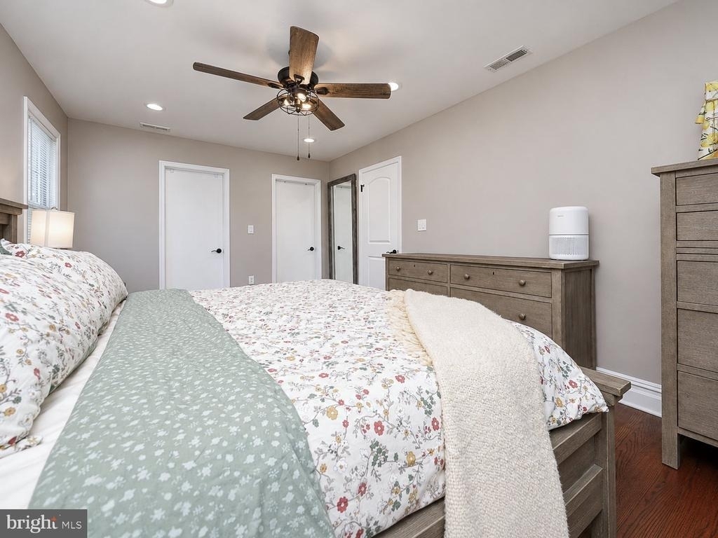 316 Evelyn Avenue - Photo 13