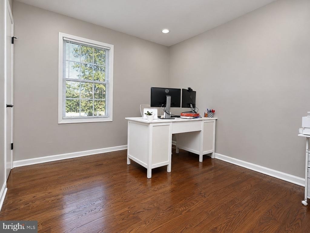 316 Evelyn Avenue - Photo 20
