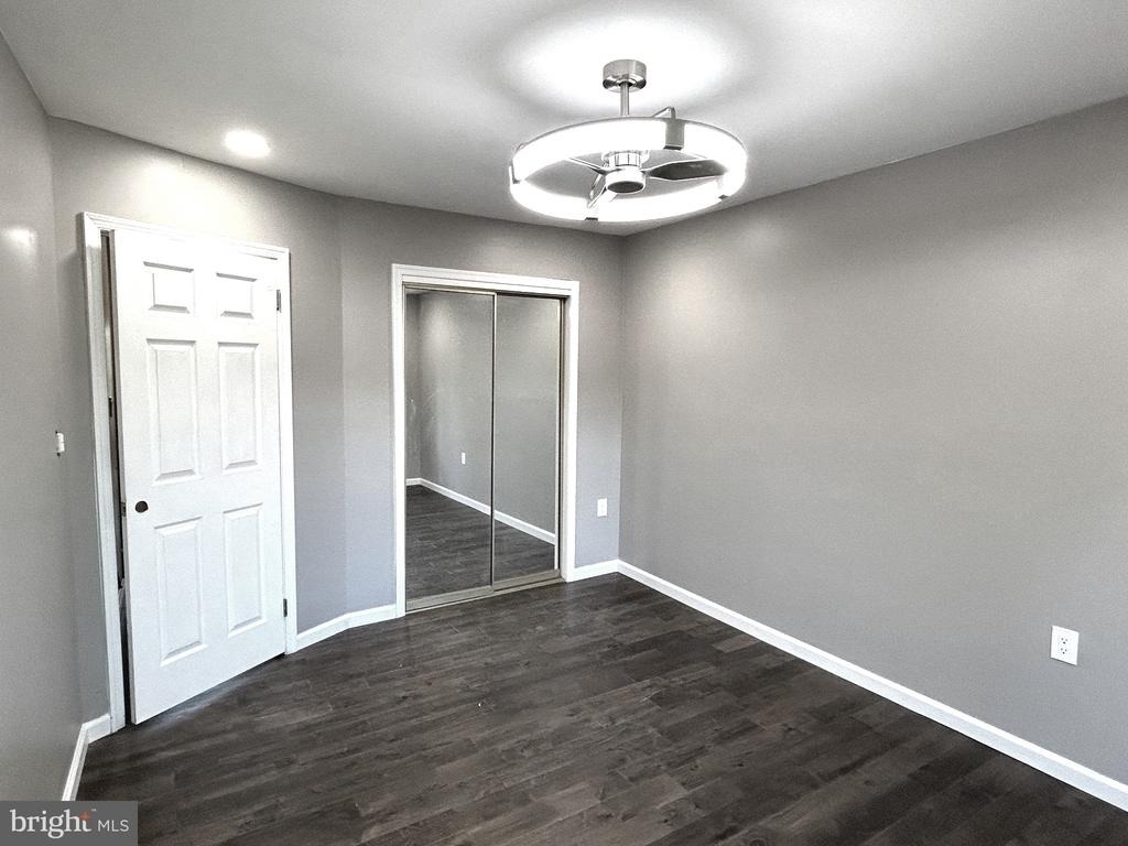 5 Tudor Court - Photo 22