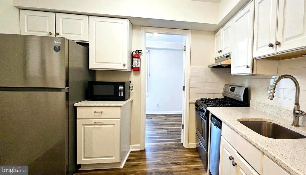 114 Van Buren Road - Photo 5