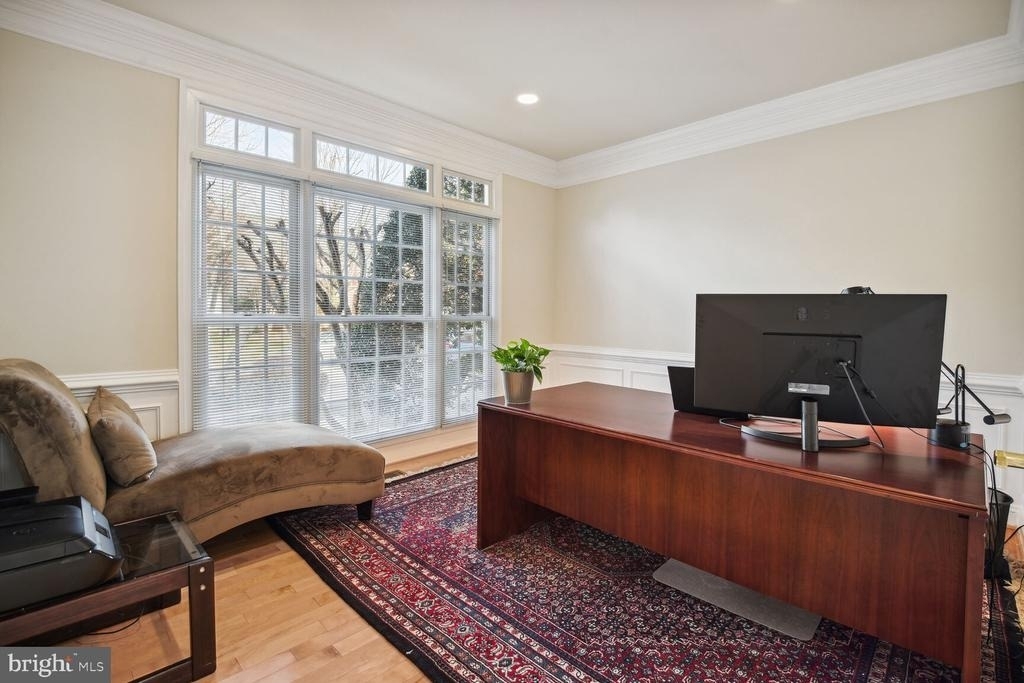9724 Clagett Farm Drive - Photo 12