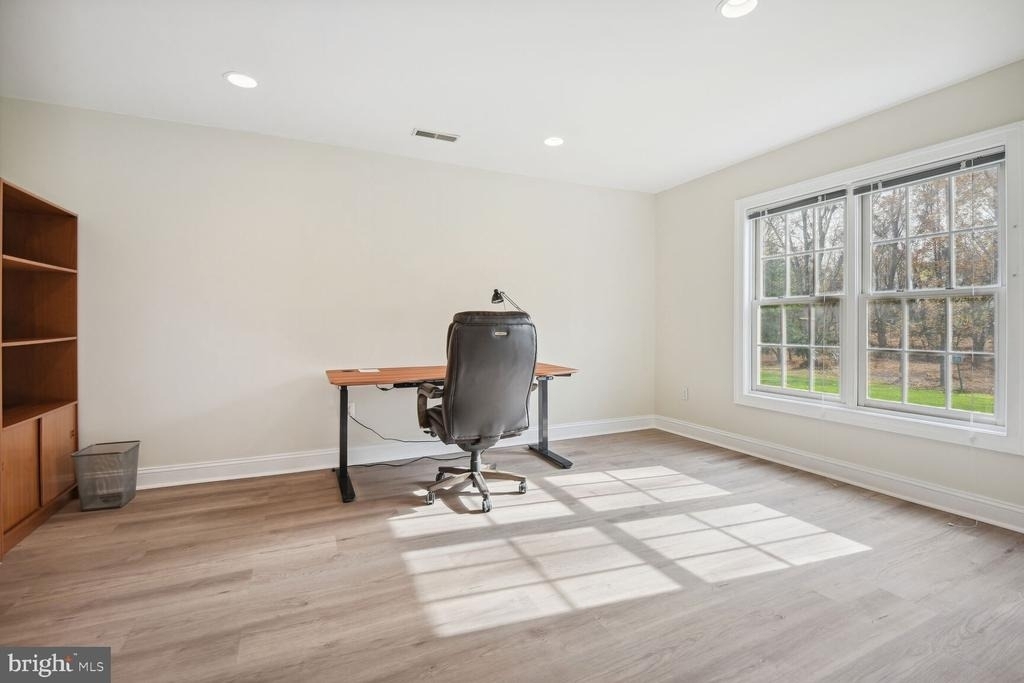 9724 Clagett Farm Drive - Photo 41