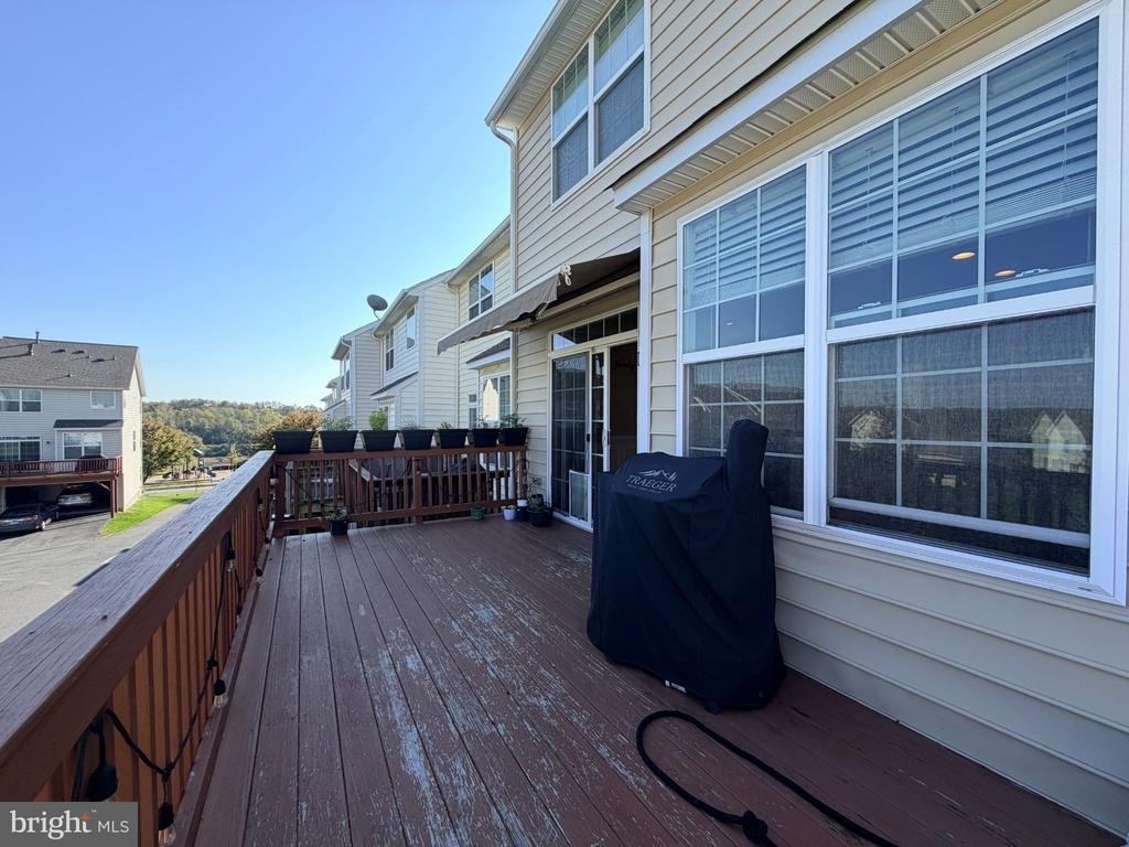 215 Marley Street - Photo 32