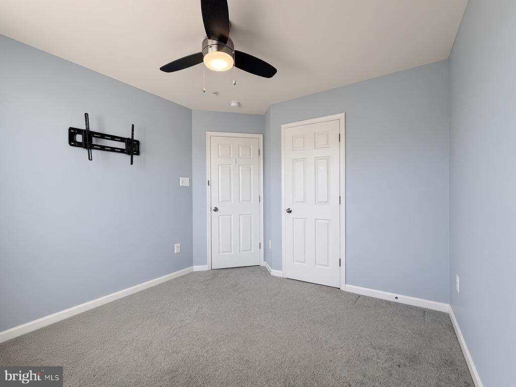 215 Marley Street - Photo 57