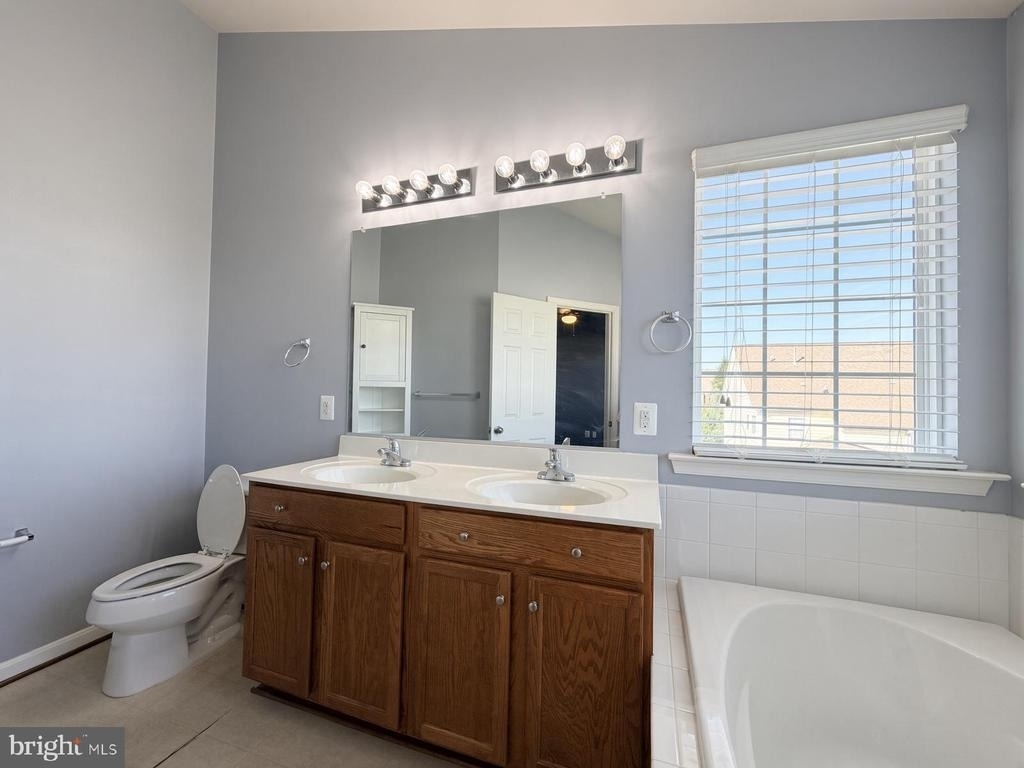 215 Marley Street - Photo 42