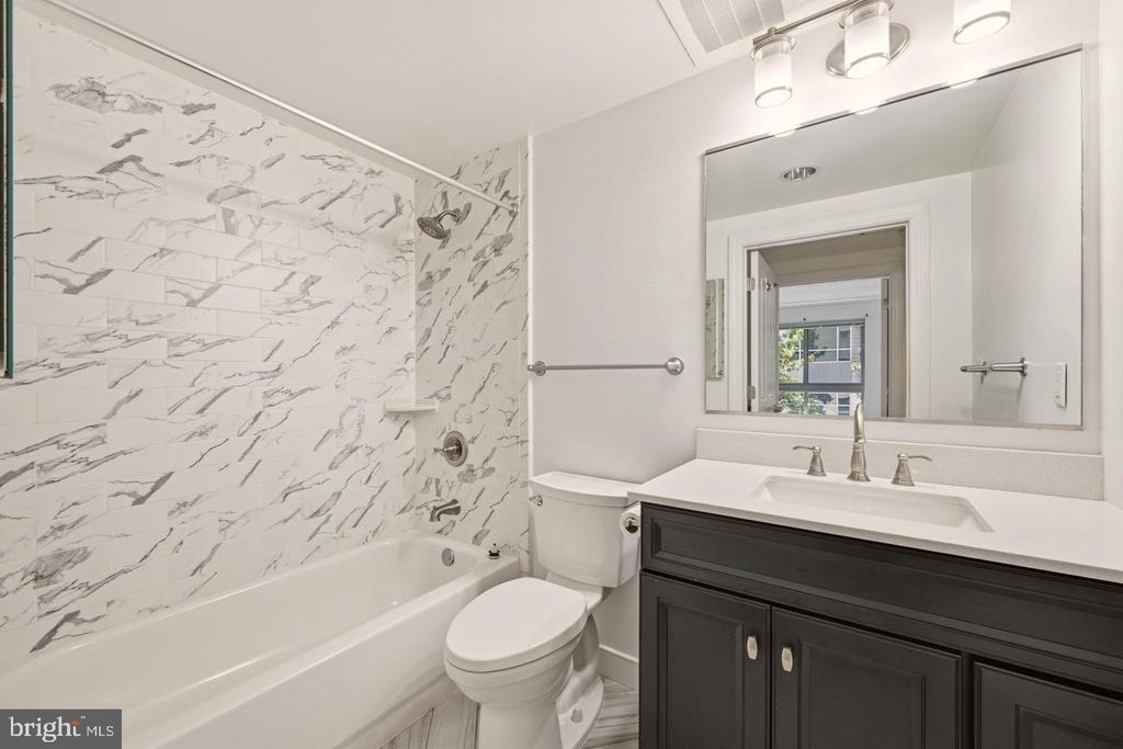 777 7th Street Nw - Photo 14