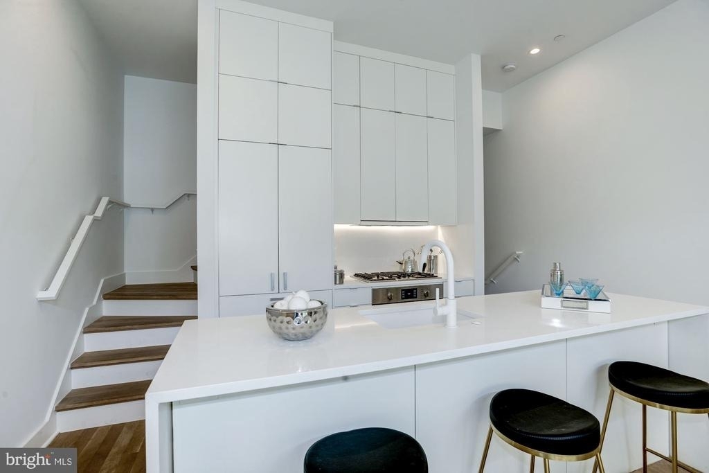 1106 T Street Nw - Photo 9