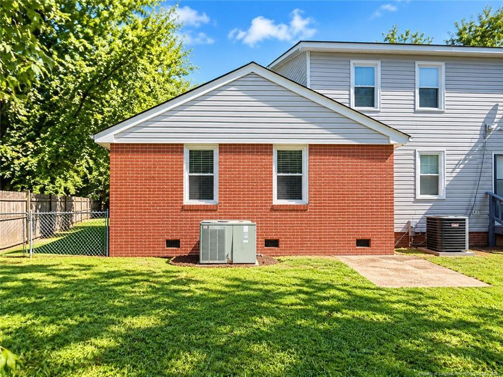 1905 White Street - Photo 14