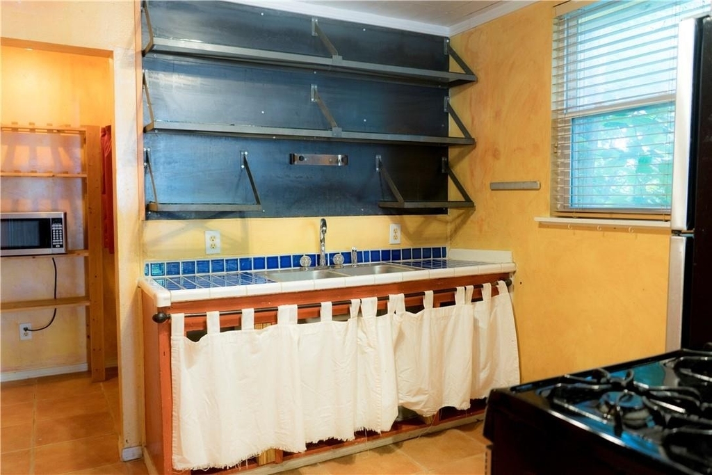 31 Anthony St - Photo 18