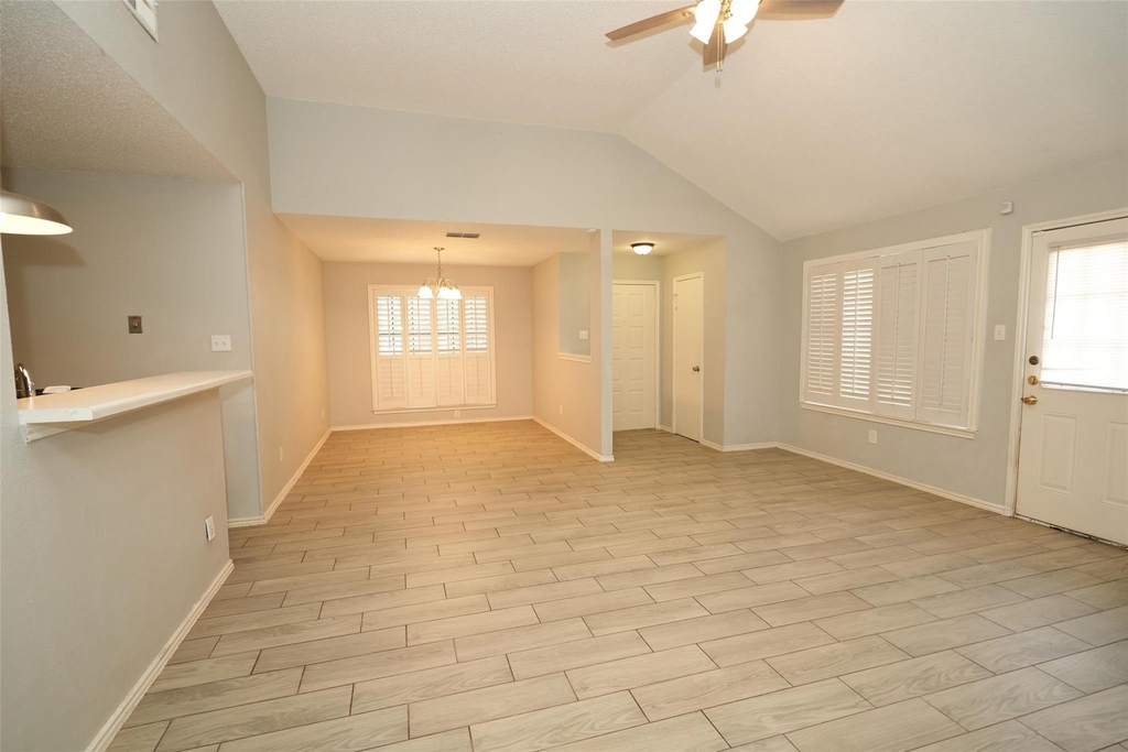 14305 Levering St - Photo 5