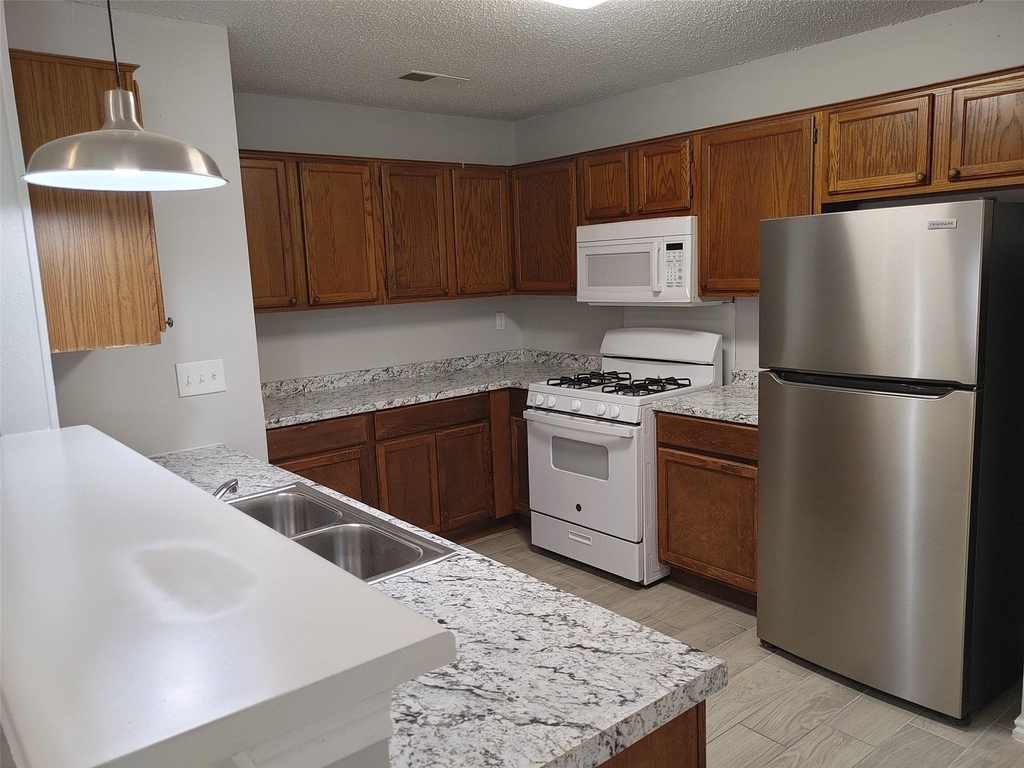 14305 Levering St - Photo 21