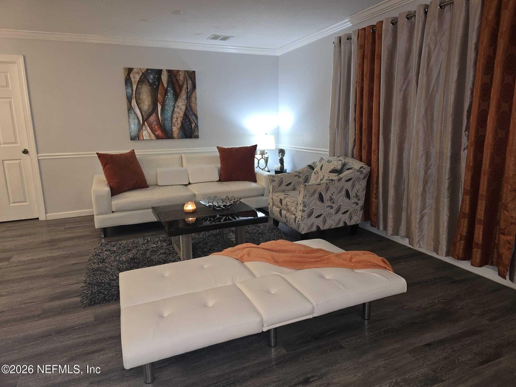 2441 Brookside Avenue - Photo 3