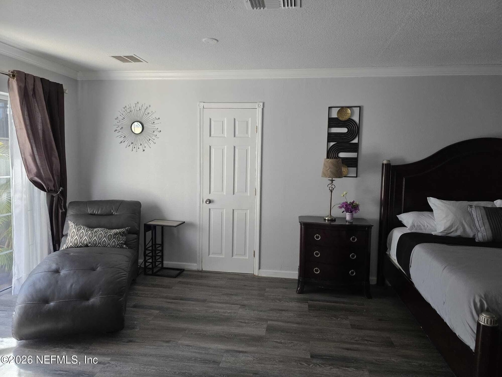 2441 Brookside Avenue - Photo 5