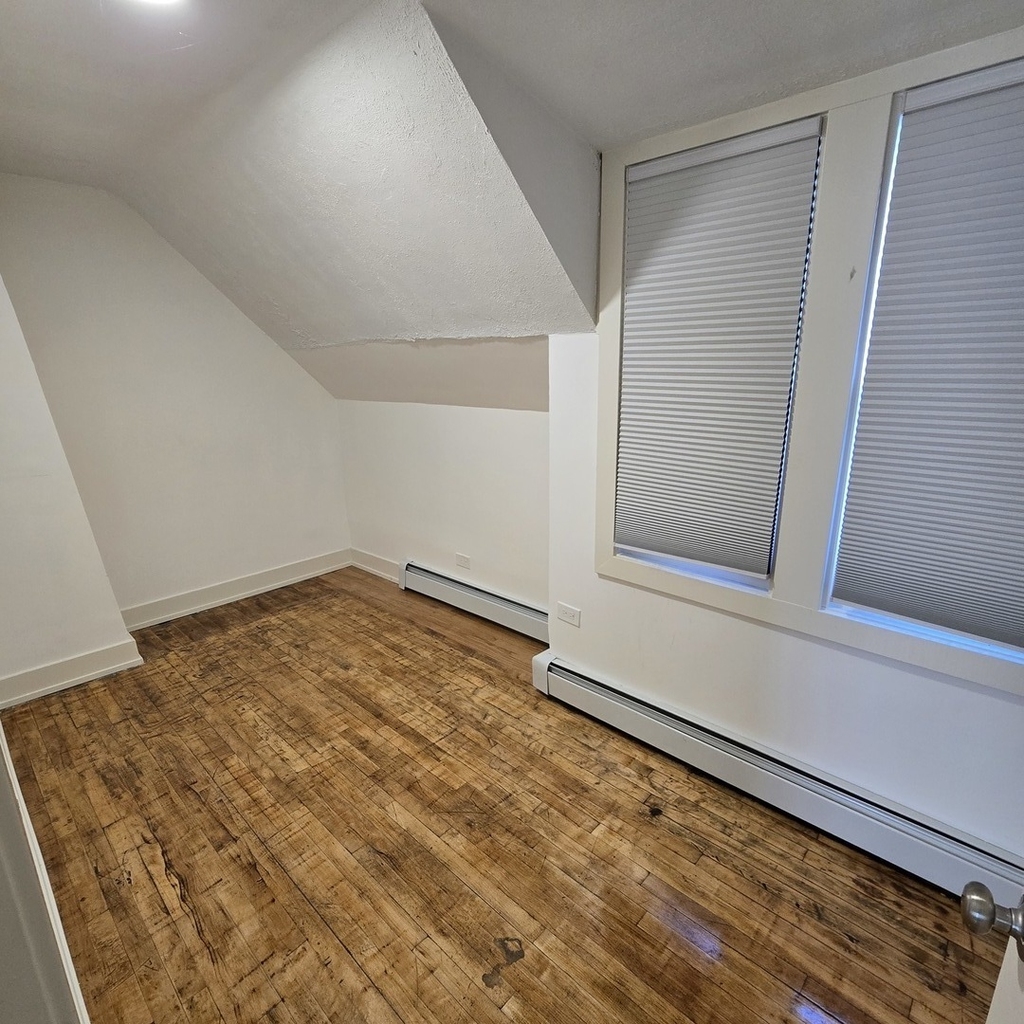 4137 N Bernard Street - Photo 3